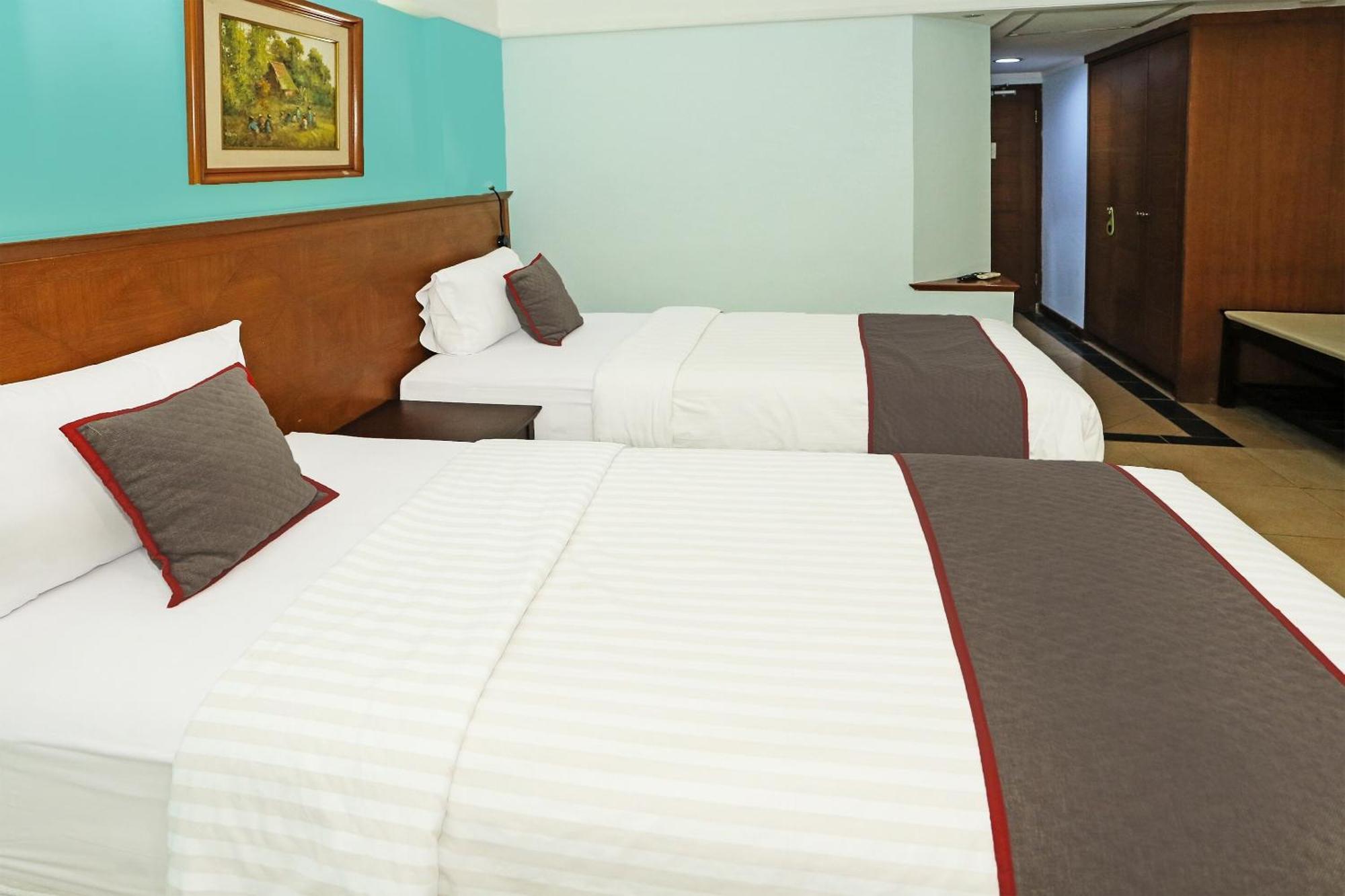 Collection O 91898 Series Hotel Kuningan Yakarta Exterior foto